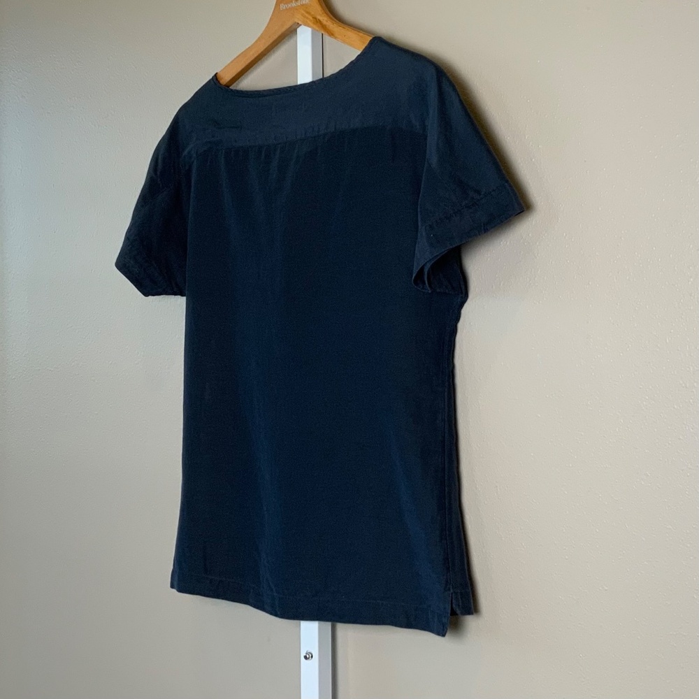 GAP Short Sleeve Ruffle Front Button Top - Picture 16 of 16